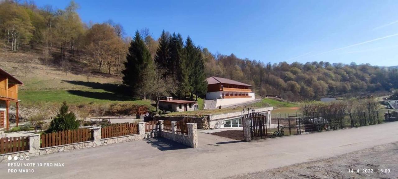 B&B Zlatna Nit Bosanska Krupa Exterior photo